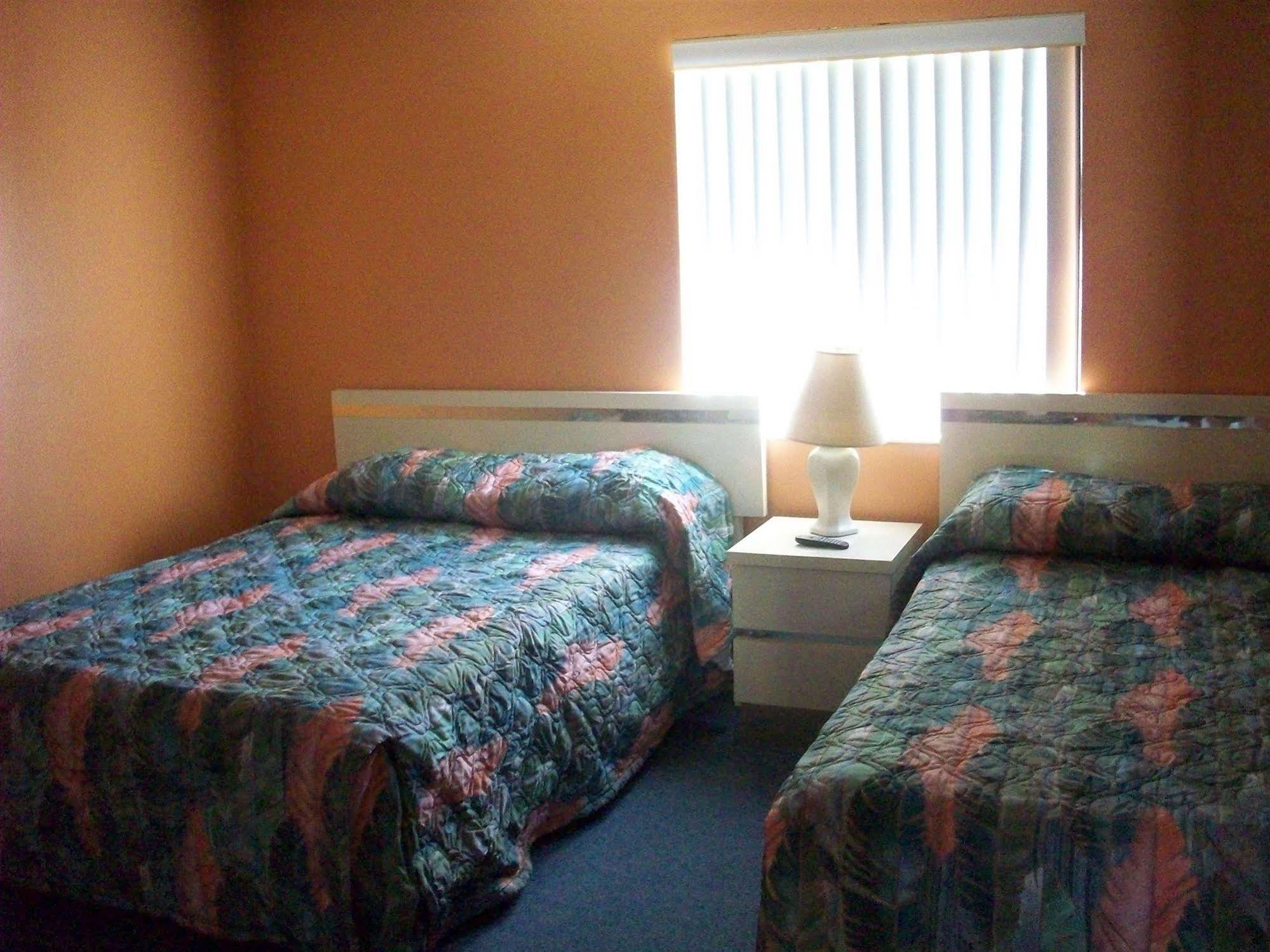 All-Suite Motel Edgewater  Exterior foto